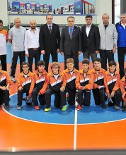 Başarılı basketçilerimiz ödüllendirildi