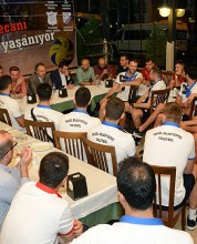 VOLEYBOL TAKIMIMIZ MORAL YEMEĞİNDE BULUŞTU